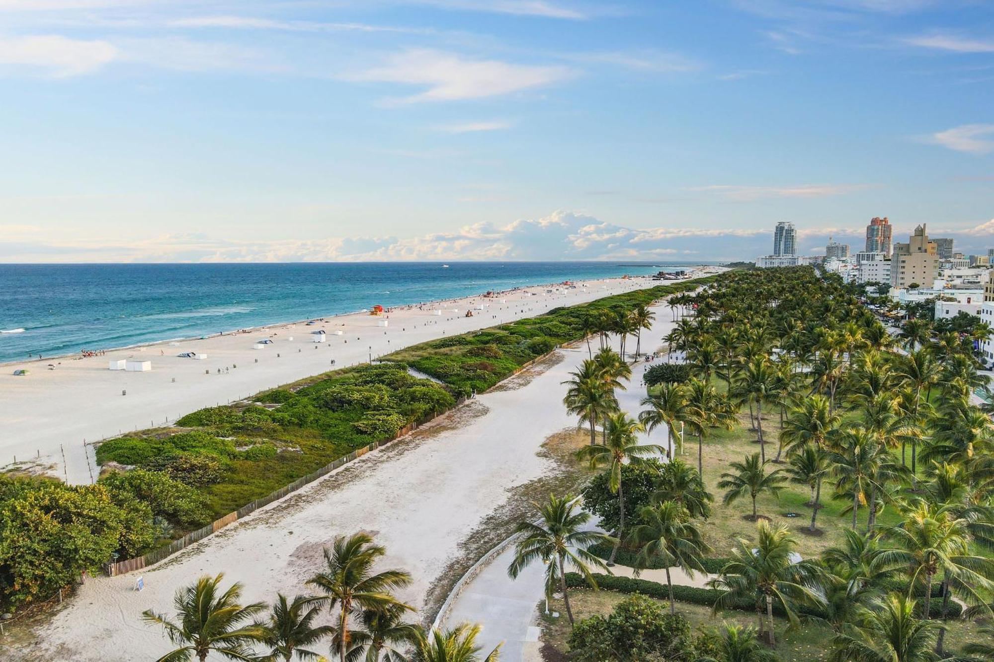Ocean Drive Deco Apt W/2 Queen Beds, Steps 2 Beach Miami Beach Exterior photo