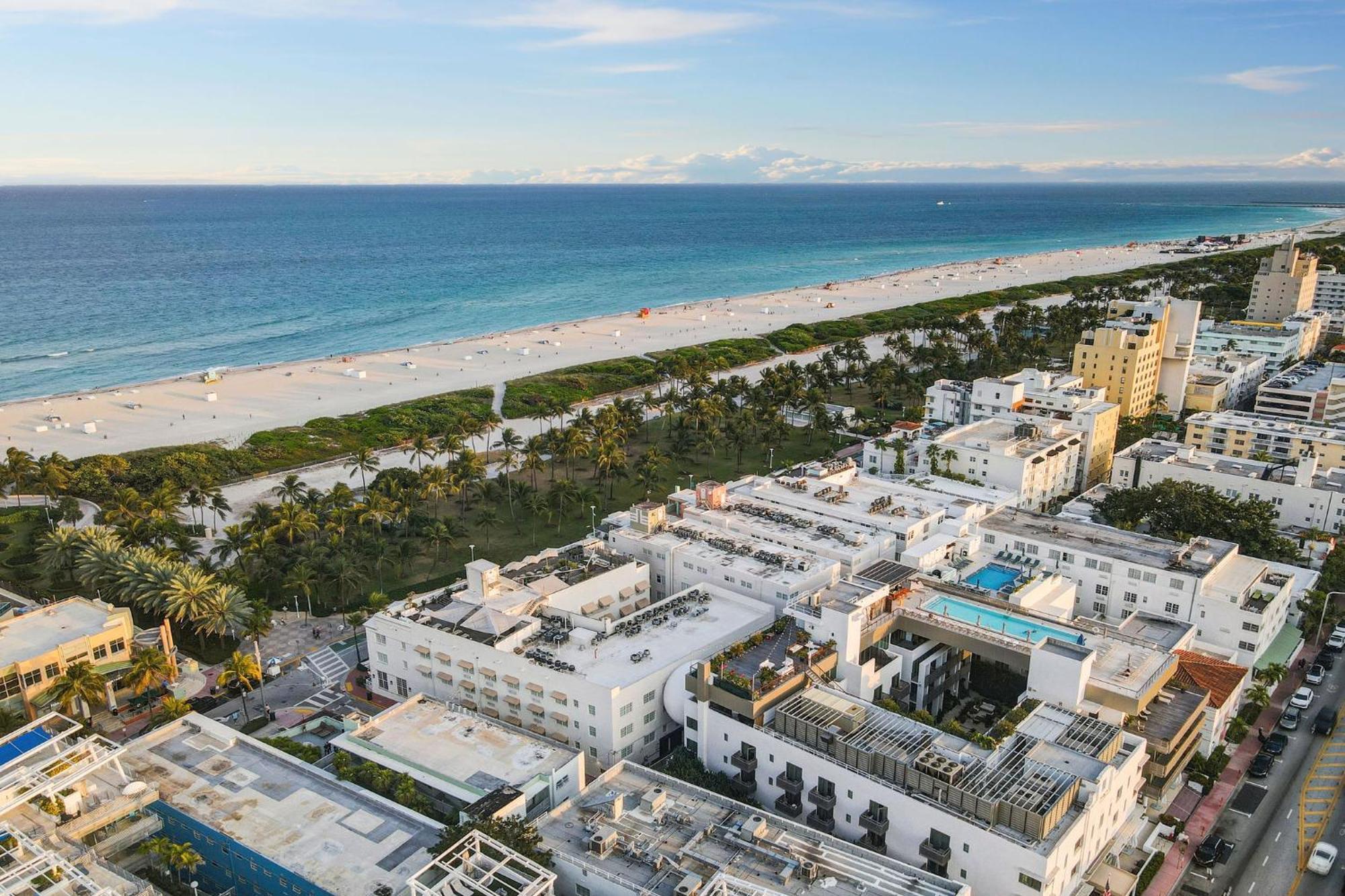 Ocean Drive Deco Apt W/2 Queen Beds, Steps 2 Beach Miami Beach Exterior photo