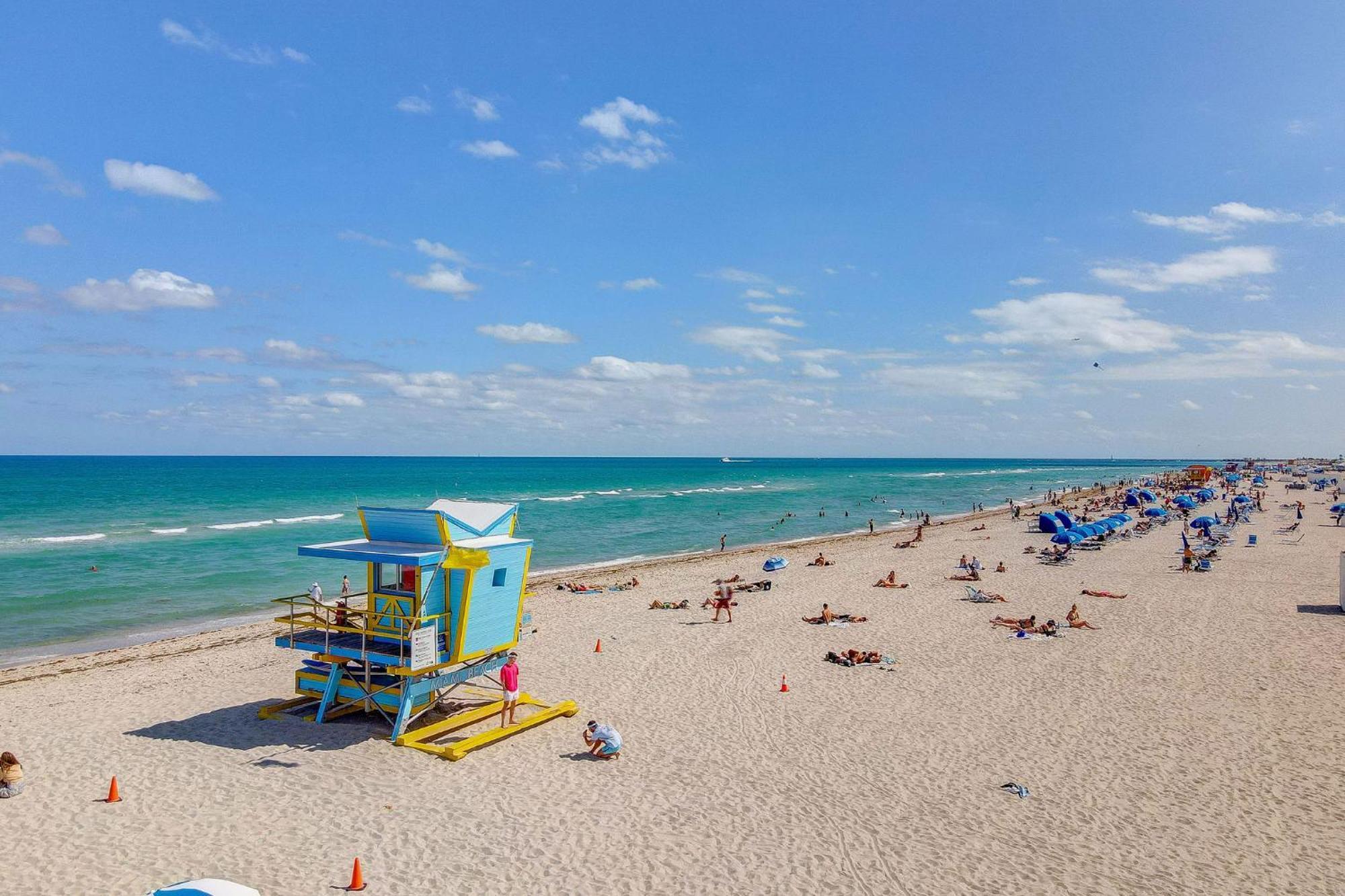 Ocean Drive Deco Apt W/2 Queen Beds, Steps 2 Beach Miami Beach Exterior photo